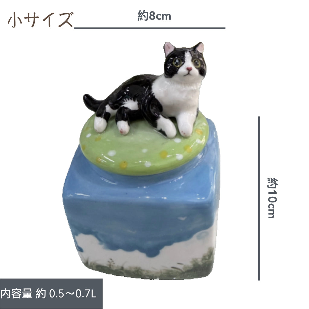 陶器のお骨壷-立体アニマルとお名前入りのオーダーメイド